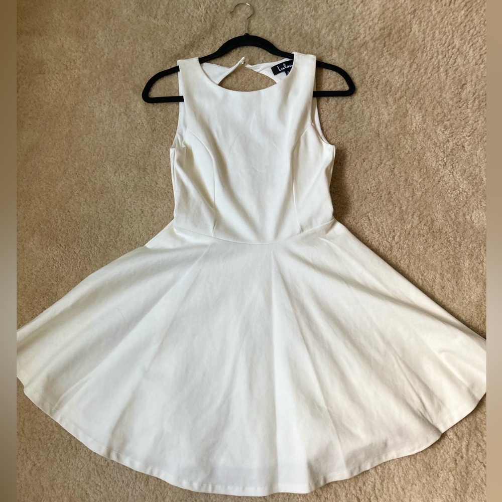 Lulus off white small dress. NWOT. Perfect for summer!